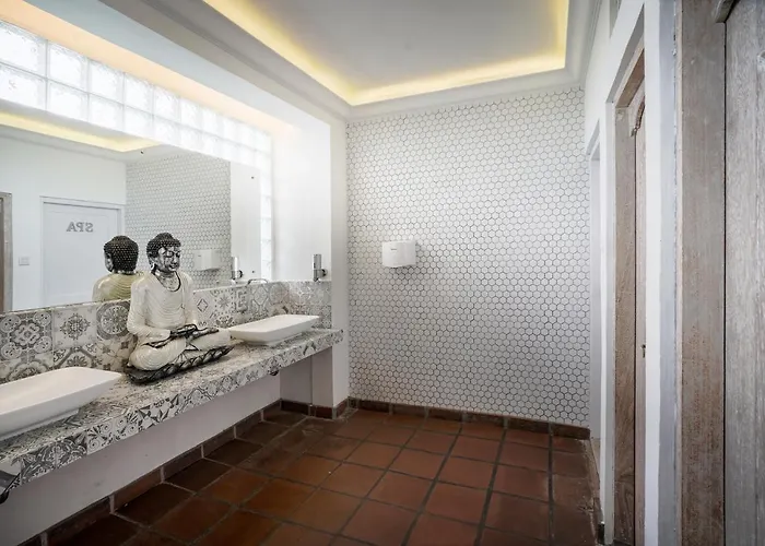 Casa Hotel